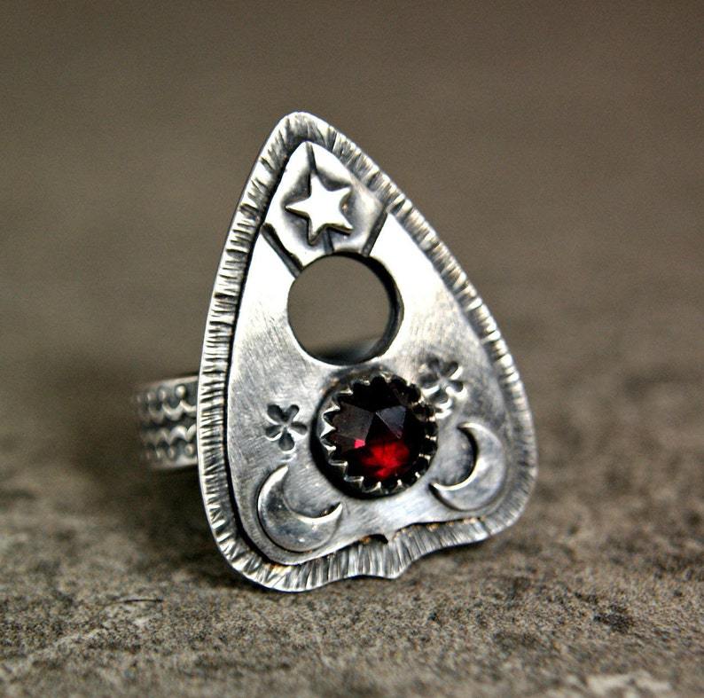 Wholesale Vintage Star Moon Ruby Creative Ring